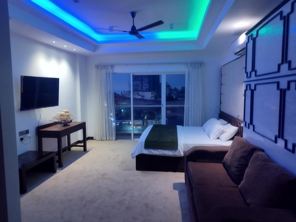 Ocean Breeze Condo By Lake Infinity Negombo Exteriör bild